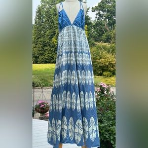 Elegant Vintage Christopher Deane Silk Nightgown 
Size 0